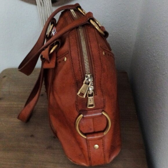 YSL MUSE HANDBAG Authenticated Muse Pre- Handled Bag Large MISSING HARDWARE - Picture 4 of 15